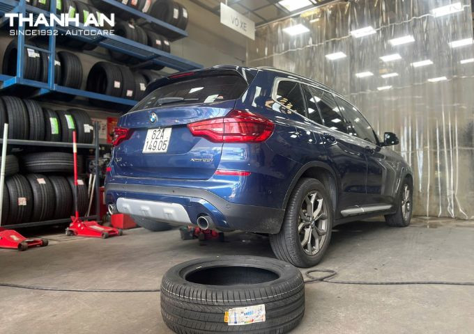 bmw-x3-thay-1-lop-pirelli-245-50r19-eu-rft