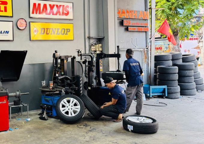 Cận tết thì một ngày tại Thanh An thay bao nhiêu lốp xe ô tô?