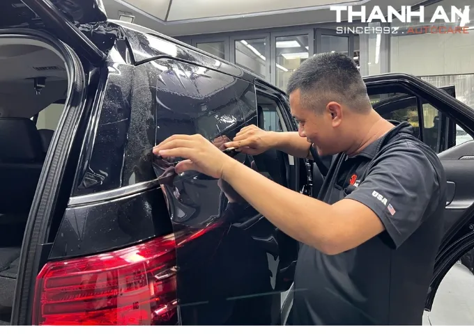 Bảng giá dán phim cách nhiệt xe ô tô cập nhật mới nhất