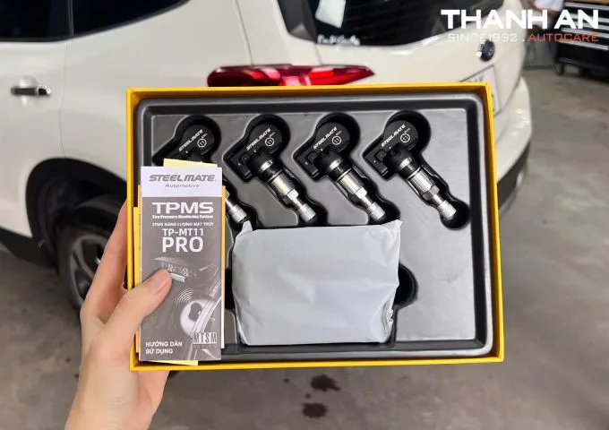 Bộ cảm biến áp suất lốp hiển thị thông tin trực tiếp trên màn hình xe