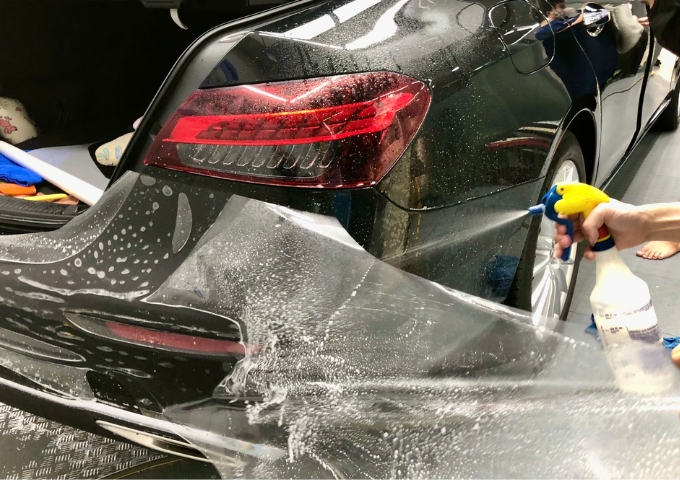 Hoàn thiện quy trình dán film PPF xe ô tô tại Thanh An Autocare.