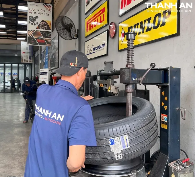 Lốp Michelin 235/55R19 Primacy 4 ch&iacute;nh h&atilde;ng