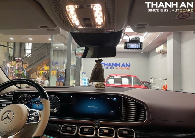 Lắp Camera hành trình Vietmap Speedmap M1 chính hãng cho xe Maybach GLS 450 tại Thanh An Autocare quận 7