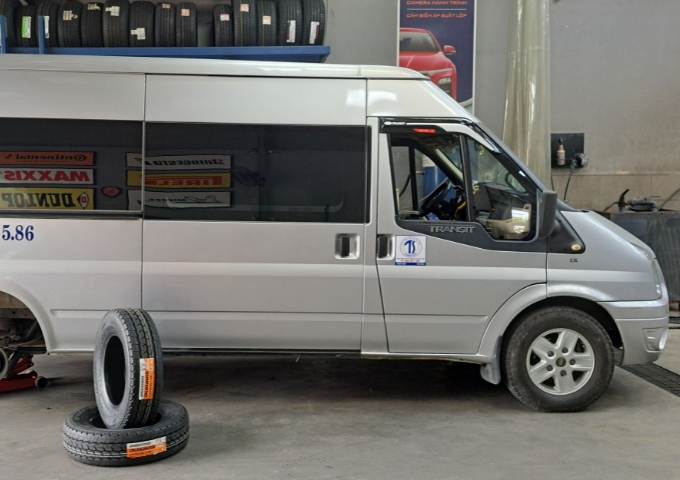 Lốp Bridgestone 215/75R16 chính hãng