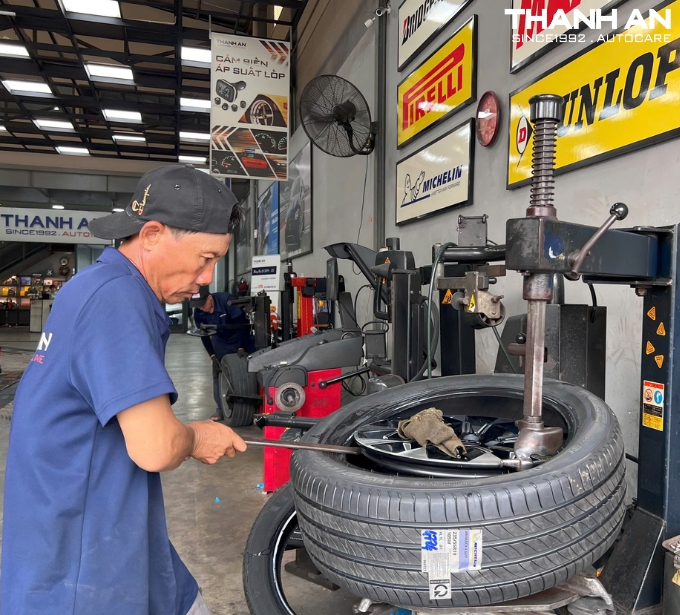 Lốp Michelin 235/55R19 Primacy 4