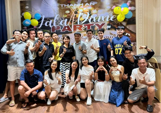 Tối: Gala Dinner – Bùng nổ cảm xúc