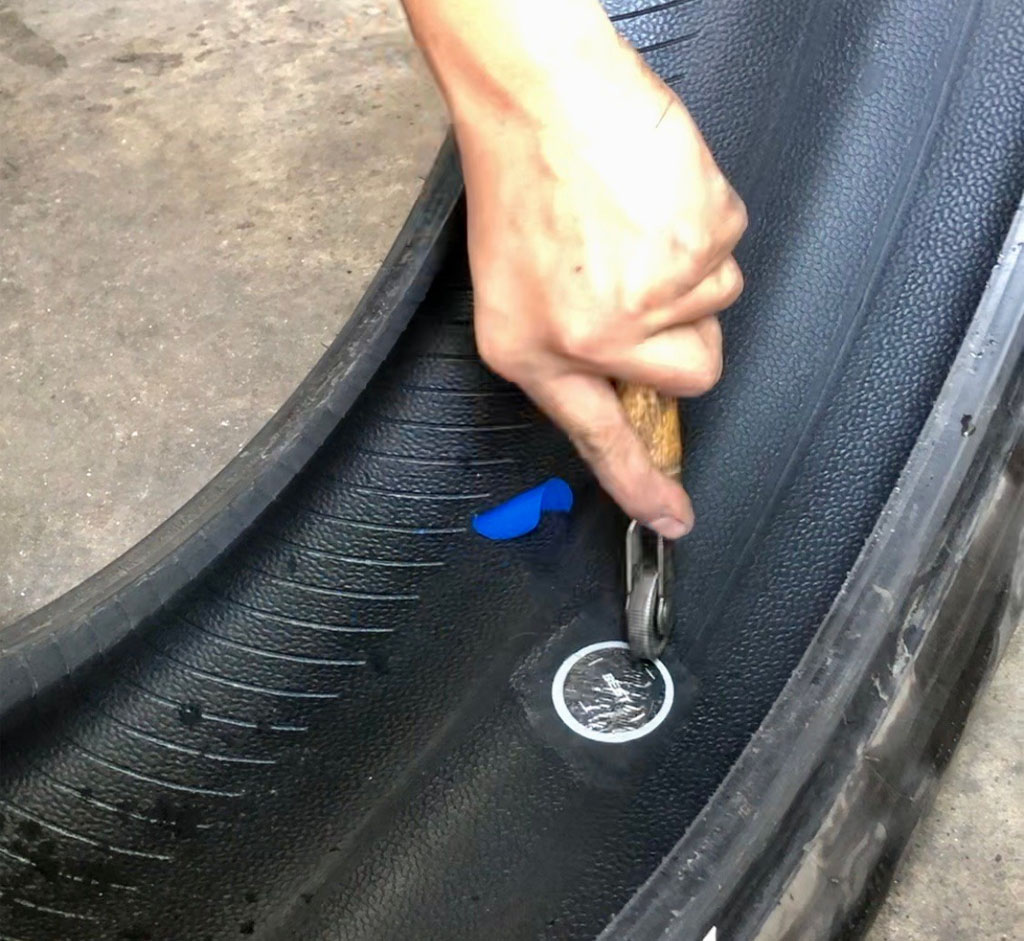 Vá vỏ xe ô tô gần đây quận 7 tại Thanh An Autocare