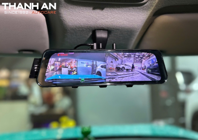 Thông số kỹ thuật nổi bật của Camera hành trình Vietmap R440