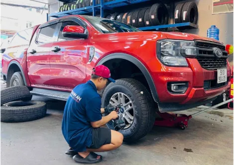 Lốp xe ford ranger xls chinh hang