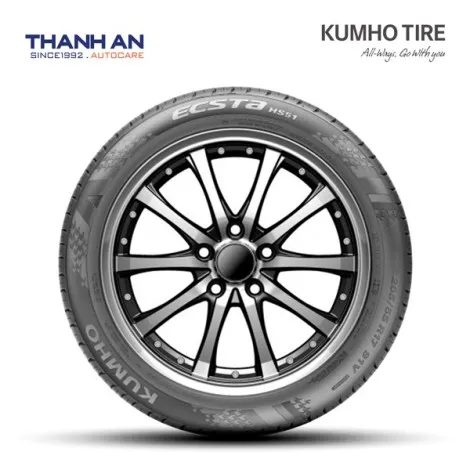 Lốp Kumho 215/55R17 Ecsta HS51