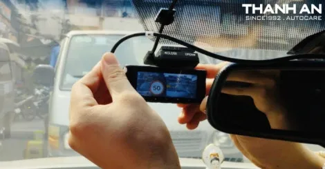 khuyen mai camera hanh trinh vietmap m1