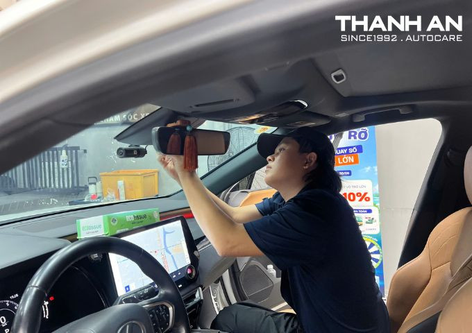 lexus-rx350-lap-camera-hanh-trinh-70mai-m310 (2)