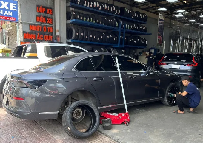 Lốp xe ô tô quận 4 chính hãng uy tín ở đâu?
