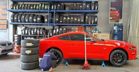 thang 12 nhon nhip voi hang ngan uu dai