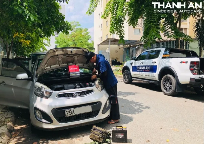 Thay Bình Ắc Quy Ô Tô Quận 7: Giá tốt, Tận nhà, Nhanh chóng