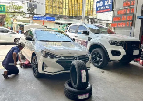 Bánh xe ô tô chính hãng uy tín giá tốt