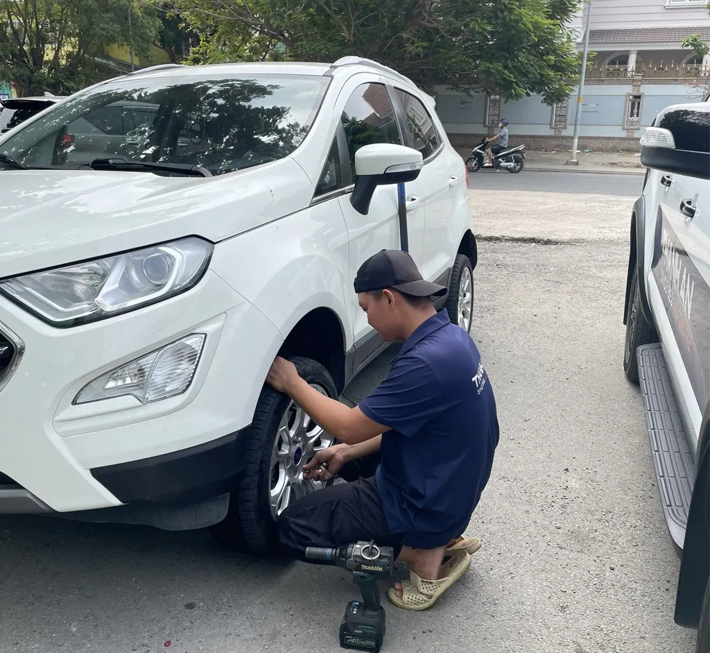 Vỏ lốp xe ô tô quận 7 chính hãng tại Thanh An Auto Care