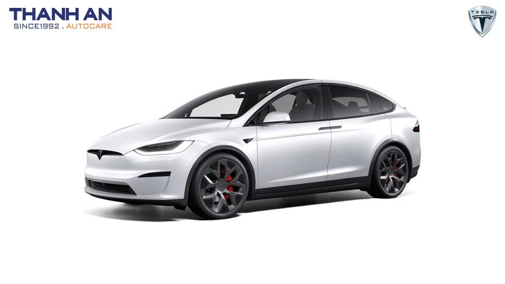 tesla-model-s-nen-thay-lop-gi-chi-phi-bao-nhieu