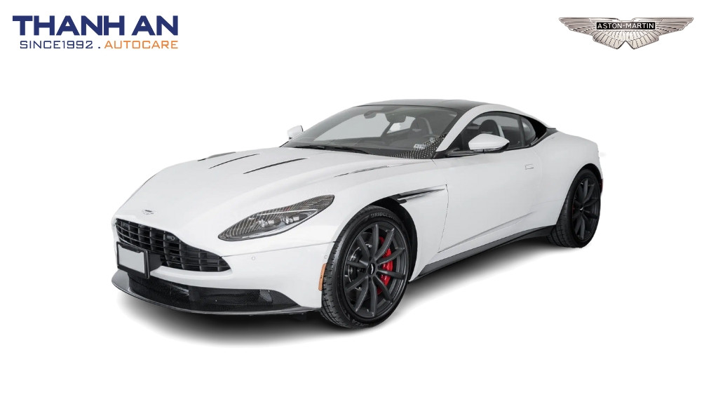 thay-lop-xe-Aston-Martin-V8-DB11-tai-quan-7-tphcm
