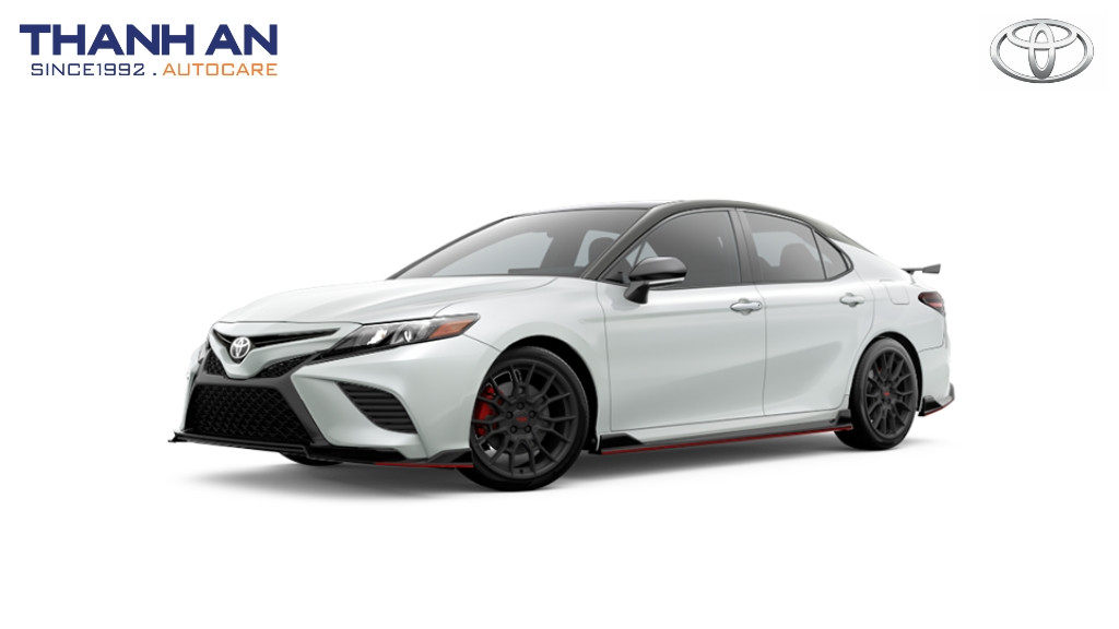 thay-lop-xe-Toyota-Camry-3.5-chinh-hang-gia-tot-tai-thanh-an-autocare-quan-7